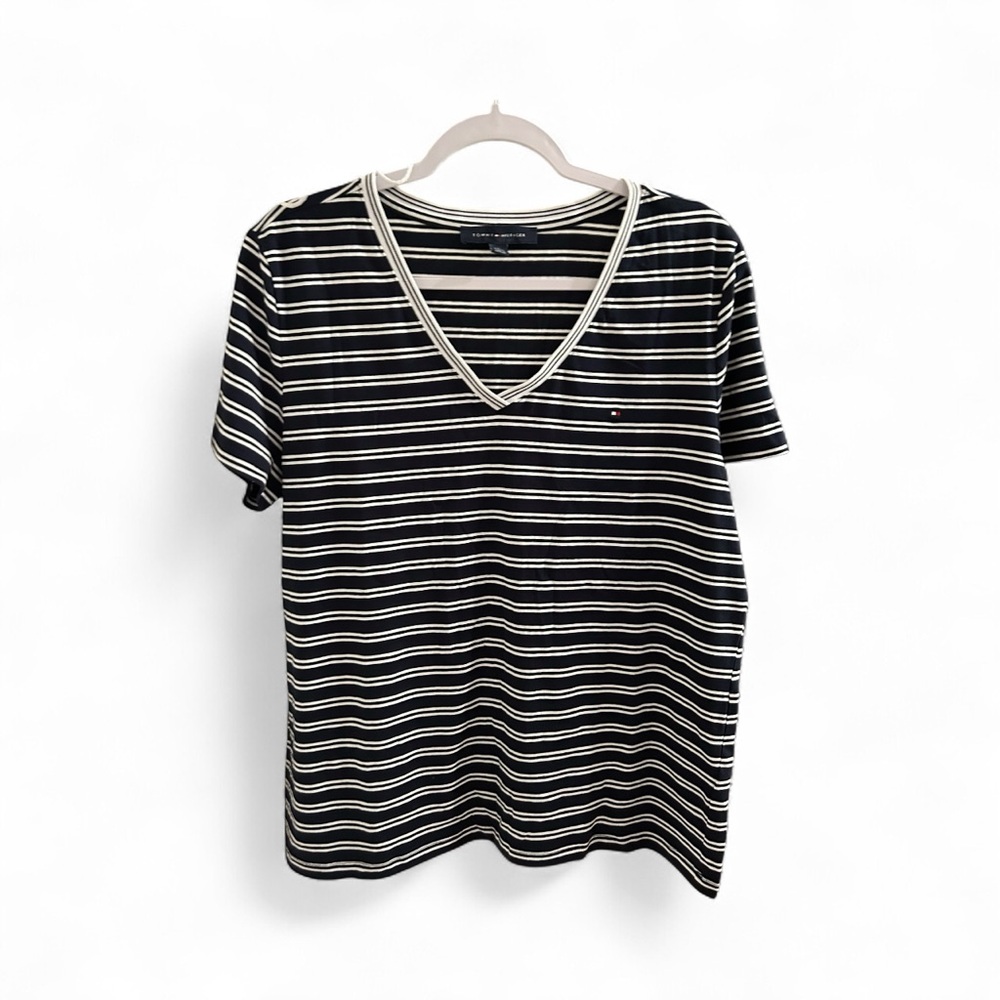 Tommy Hilfiger Women's Navy and White Striped V-Neck Tee